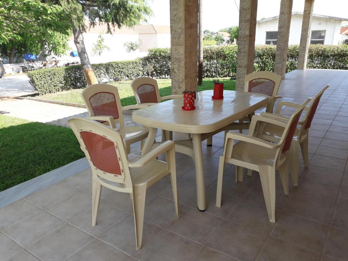 Villa Erasmia Dekarcho ภายนอก รูปภาพ