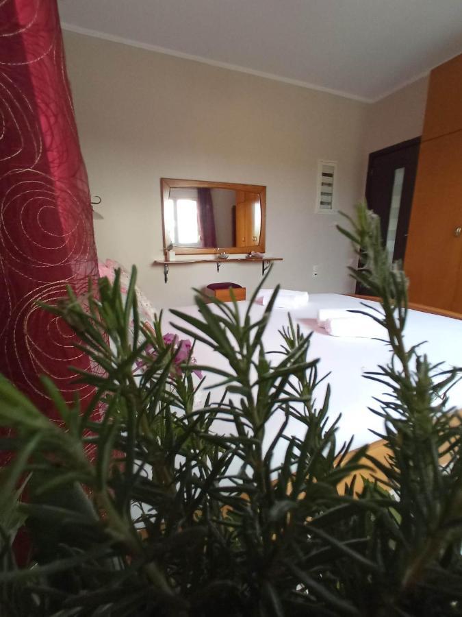 Villa Erasmia Dekarcho ภายนอก รูปภาพ