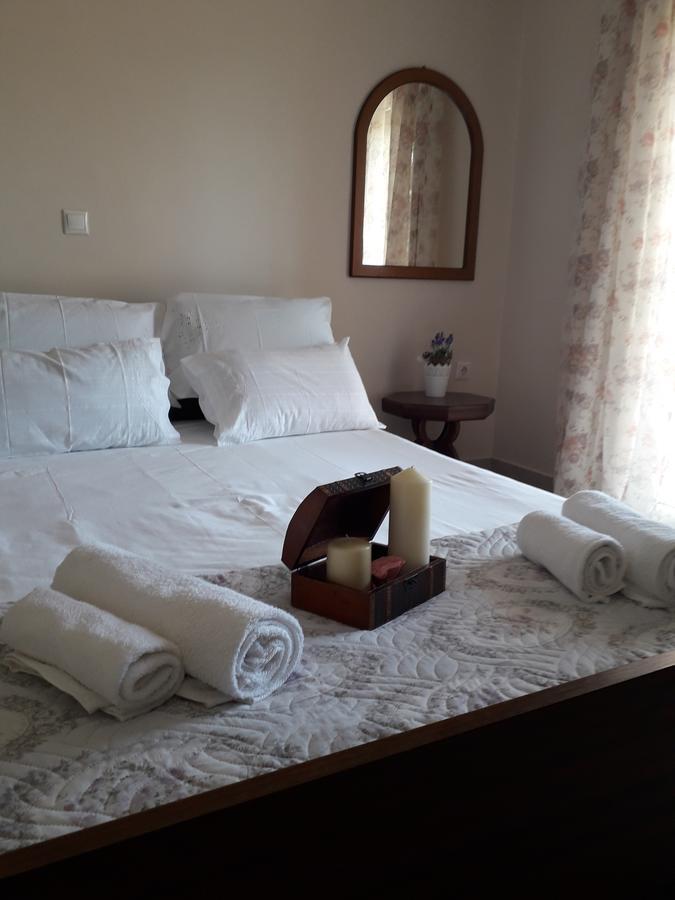 Villa Erasmia Dekarcho ภายนอก รูปภาพ